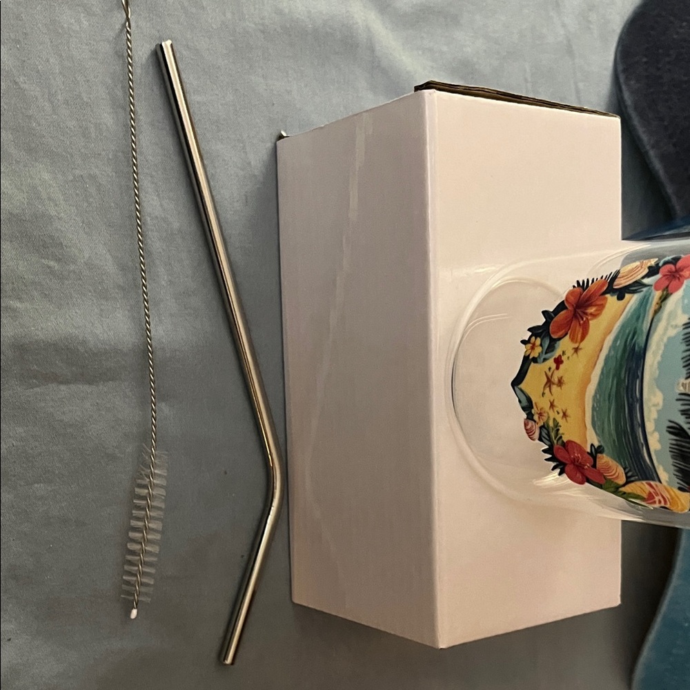 Beach-Themed Glass Tumbler w/ Bamboo Lid-Metal Straw-Cleaning Brush - Picture 5 of 5
